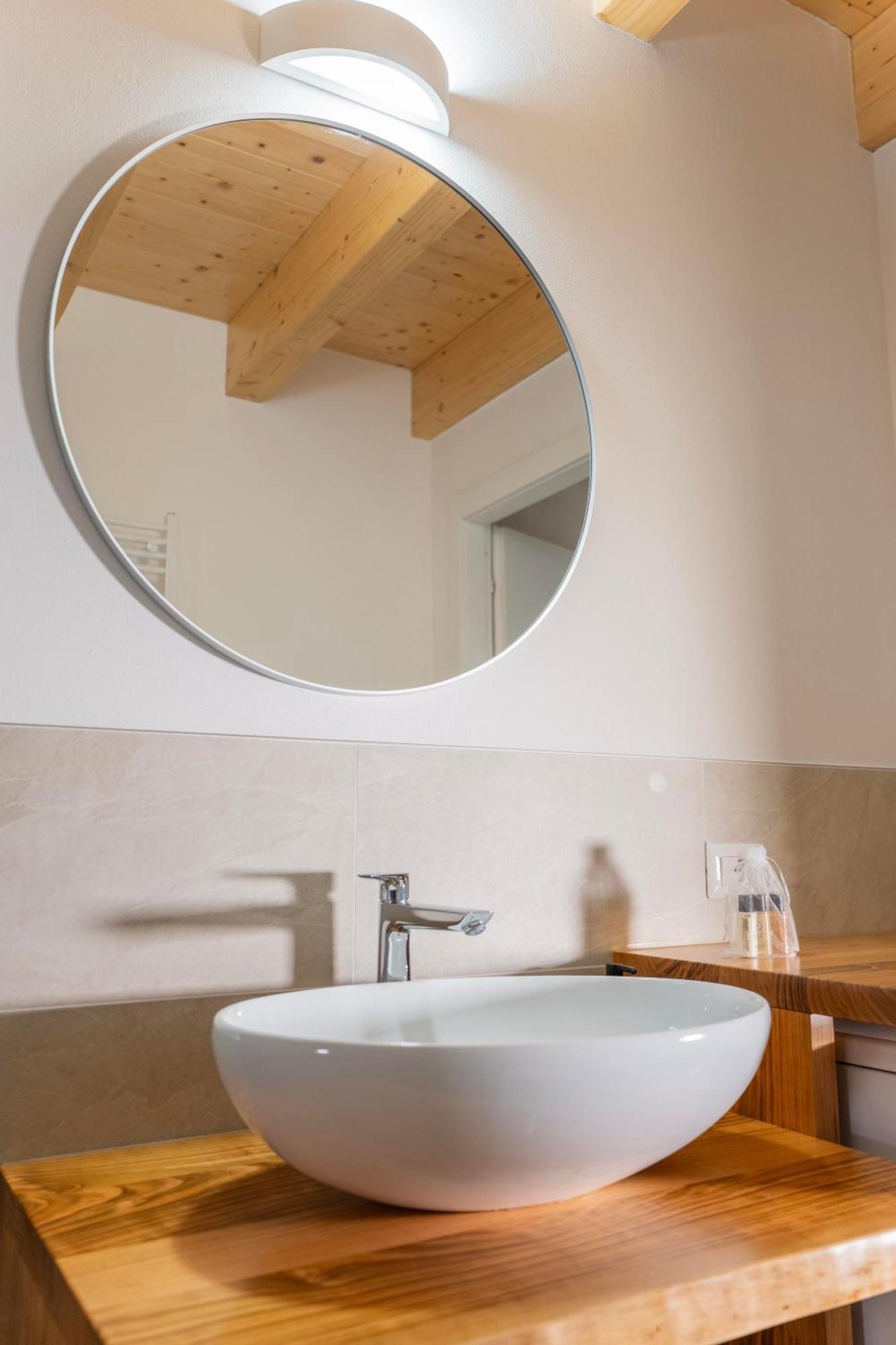 Delfina Home Terrazzo 013239-Cni-00132 Vercana Bagian luar foto