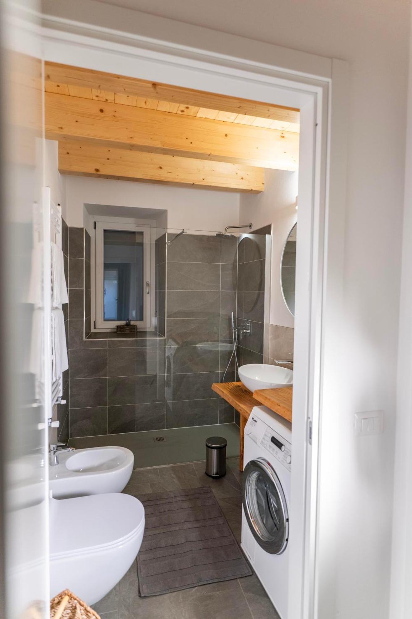 Delfina Home Terrazzo 013239-Cni-00132 Vercana Bagian luar foto