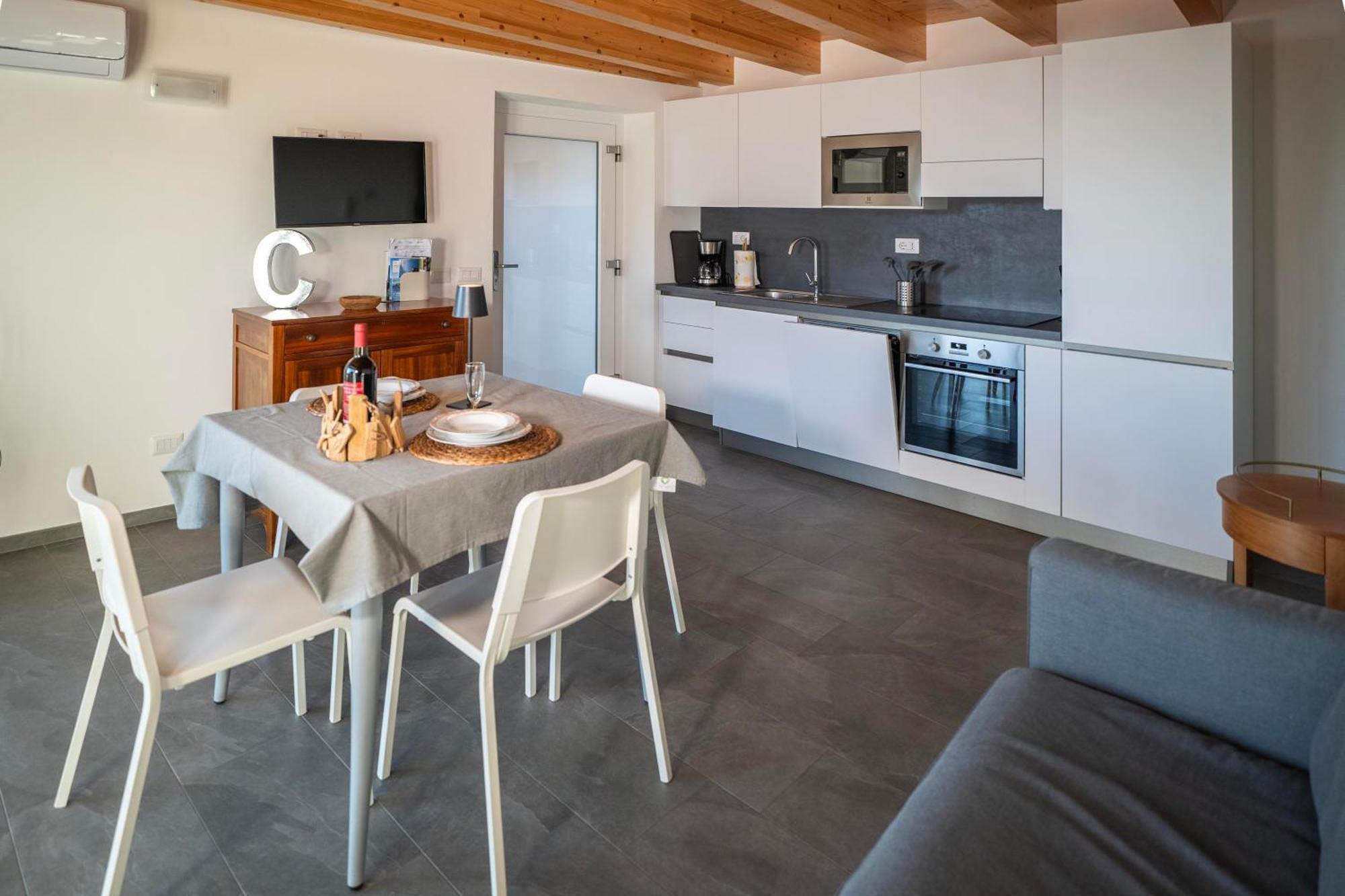 Delfina Home Terrazzo 013239-Cni-00132 Vercana Bagian luar foto